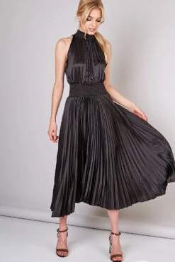 Sexy Black Pleated Halter Dress