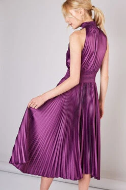 Berry Pleated Halter Dress -Hippie Vibe Tribe Shop 0 d7351700 da6e 44db 8b12 5a6f036824a8