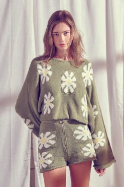 Daisy Knit Sweater And Shorts Set