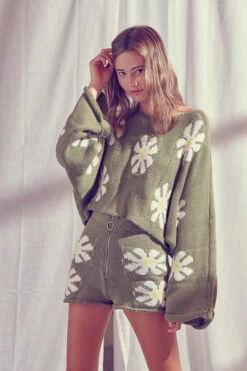 Daisy Knit Sweater And Shorts Set -Hippie Vibe Tribe Shop 12790574 dbded707 4f32 40d8 b41f 9c90860513f5