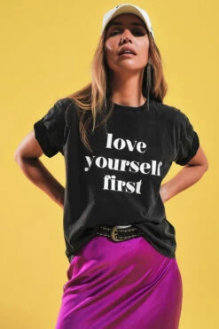 "LOVE YOURSELF FIRST"T-shirt -Hippie Vibe Tribe Shop 16758152 faa3ebfe 5e4b 41ca 82c6 a6300c1d2fc5