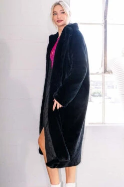 SUPER SOFT Midi Fur Coat -Hippie Vibe Tribe Shop 19850206 f321d414 e857 4bd8 936e a737e6fa8491