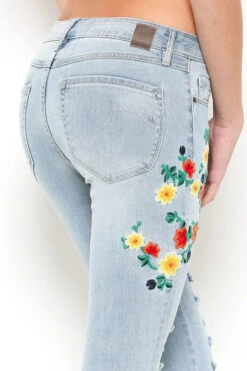 Floral Embroidered Jeans -Hippie Vibe Tribe Shop 6806287 HD75095 EMB5